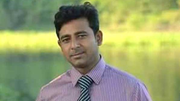 niropekkhasangbad