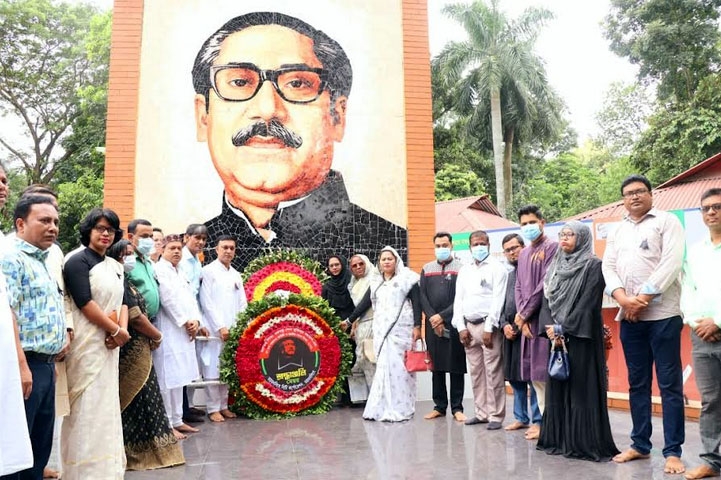 শোক দিবসে মসিকের নানা কর্মসূচির মধ্য দিয়ে জাতির পিতাকে স্মরণ