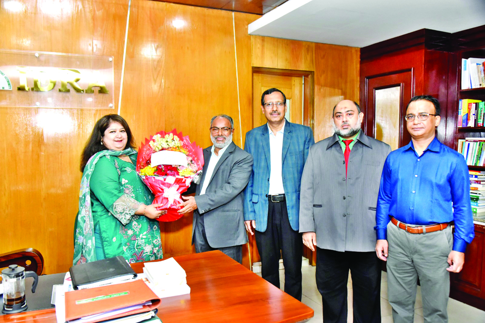 বীমা উন্নয়ন ও নিয়ন্ত্রণ কর্তৃপক্ষের চেয়ারম্যান ‘মীর নাদিয়া নিভিন’কে পপুলার লাইফের শুভেচ্ছা ও অভিনন্দন